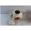 Image 7 : (3) Ceramic Tea Pots and Cream & Sugar Set