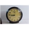 Image 2 : Wooden Spartus Desk Clock and Vintage West Clox Big Ben Alarm Clock - As Is