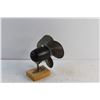 Image 4 : Vintage Desk Fan - As Is