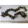 Image 6 : Garlands - Christmas Decorations