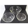 Image 2 : Pyrex 3 Bowl Set (very slight chipping)