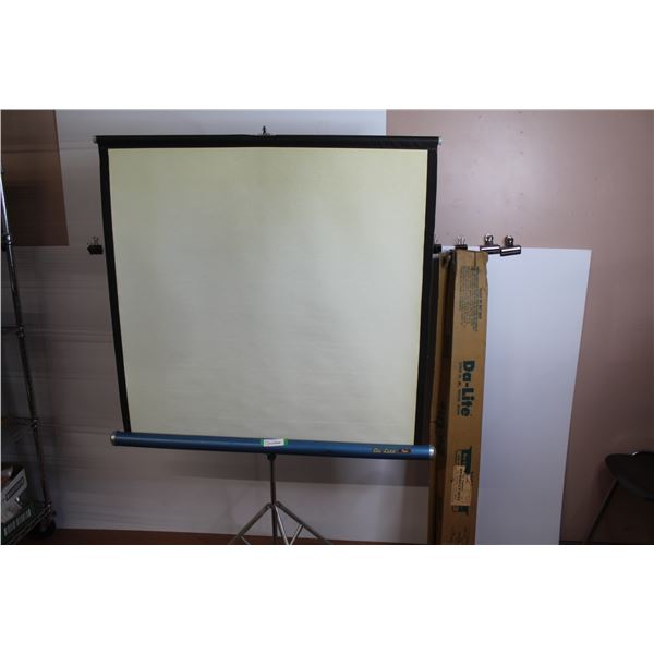 *Da-Lite Projector Screen (40"w x 36"T)