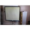 Image 1 : *Da-Lite Projector Screen (40"w x 36"T)