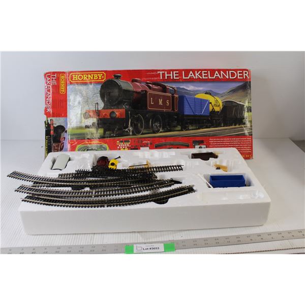 Hornby Train Set The Lakelander