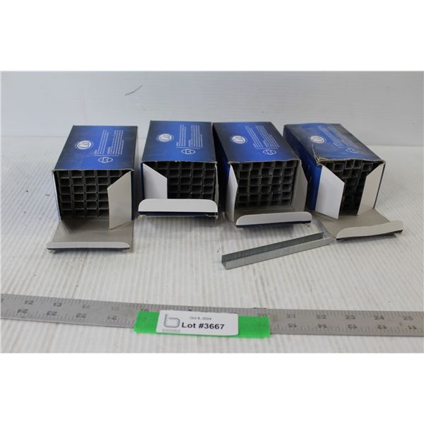 (4) Packs of 3/8 po Staples