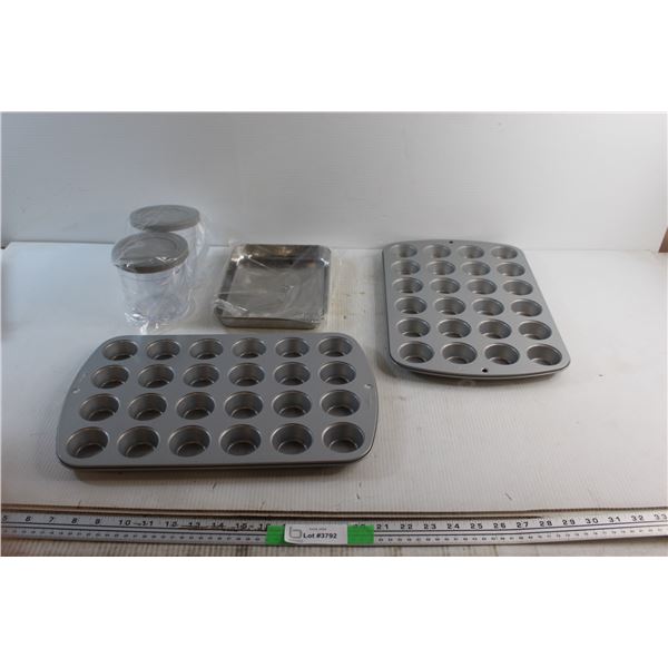 (2) Wilton Mini Cupcake Trays, (2) Ninja Plastic Pints and Metal Tray