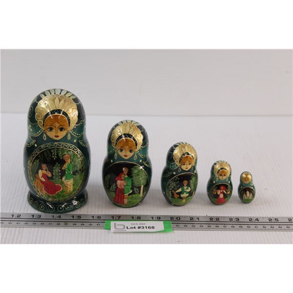 Russian Nesting Doll Set
