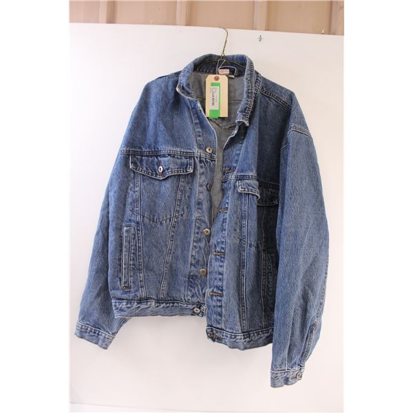 * Johnny Q Jean Jacket - Size Large