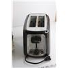 Image 7 : Onn USB Stereo Speakers and Toastmaster Toaster - As Is