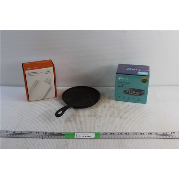 ALARM.COM Smart Gateaway Security Hub - As Is. Cast Iron Pan 7'' and Tp - Link 5 Port Gigabit Deskto