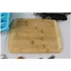 Image 6 : (3) Ice Cube Trays, Cutting Board, (2) Glasses, Candle Holder, Assorted Kitchen Ware
