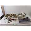 Image 1 : Tray, Assorted Kitchen Ware