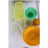 Image 5 : (5) Tupperware Containers