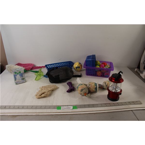 Fun2Play Toys, (2) Dusters, Extension Block, Lantern - Powers On, Assorted Items