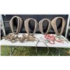 Image 1 : VINTAGE HORSE COLLAR AND TACK