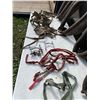 Image 2 : VINTAGE HORSE COLLAR AND TACK