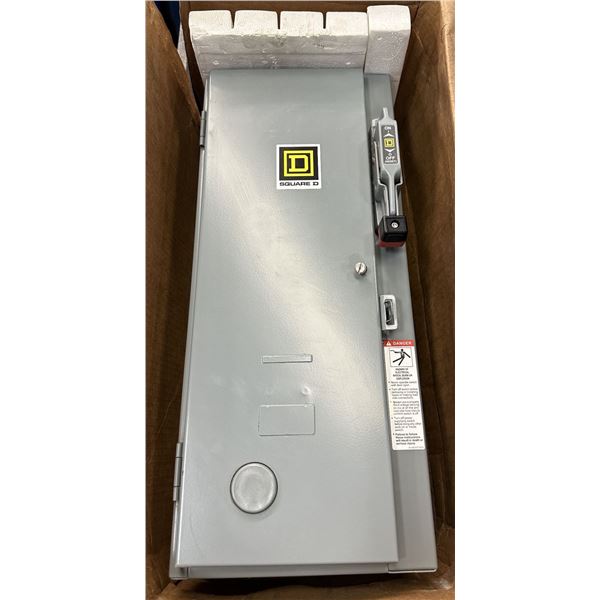 Square D #8903SMG61V02 Enclosed Lighting Contactor