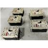 Image 2 : Lot of (5) Eaton/Cutler-Hammer #EHD3015 Industrial Circuit Breakers