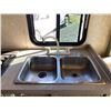 Image 32 : 0C -- 1994 TRIPLE E MOTORHOME, WHITE, 102242 KMS