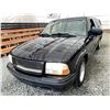 Image 3 : A3 -- 1999 GMC SONOMA, BLACK, 435775 KMS