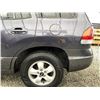 Image 25 : A11 -- 2005 HYUNDAI SANTE FE, GREY, 254894 MILES