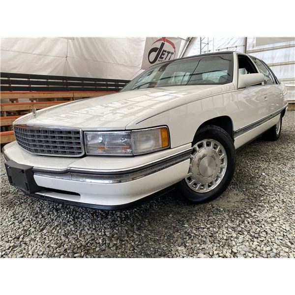A12E -- 1996 CADILLAC DEVILLE, WHITE, 167881 KMS
