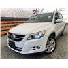 Image 1 : F1 --  2010 VW TIGUAN WHITE 238626 KMS