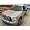 Image 4 : B6B -- 2010 FORD F150 SILVER 234132 KMS