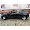 Image 23 : C6Q -- 2018 MAZDA 3, BLACK, 129228 KMS, BANK REPO