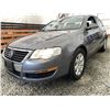 Image 2 : A12G -- 2006 VW PASSAT, GREY, 225880 KMS