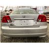 Image 17 : A12R -- 2004 HONDA CIVIC, SILVER, 185711 KMS