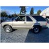 Image 21 : A12K -- 2001 CHEVY BLAZER, GOLD, 286801 KMS