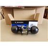 Image 2 : 541 -- 2 Boxes of Privacy Kobs