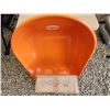Image 2 : 555 -- Wheelbarrow