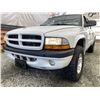 Image 2 : A12U -- 2002 DODGE DAKOTA, WHITE, 262392 KMS