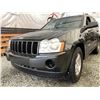 Image 2 : A6 -- 2006 JEEP GRAND CHEROKEE LAREDO ,GREY, 308817 KMS