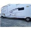 Image 13 : 0B -- 2007 FOREST RIVER CANADIAN SPORT, WHITE 40 FEET