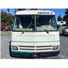 Image 3 : 0C -- 1994 TRIPLE E MOTORHOME, WHITE, 102242 KMS