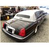 Image 16 : 0D -- 2001 LINCOLN TOWN CAR, BLACK, LIMOUSINE, 39194 MILES