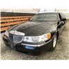 Image 3 : 0D -- 2001 LINCOLN TOWN CAR, BLACK, LIMOUSINE, 39194 MILES