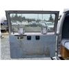 Image 49 : 0E -- 1990 DODGE MOTORHOME, SILVER,  KMS UNKNOWN ODOMETER NOT WORKING