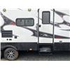 Image 10 : 0F -- 2012 FUZION F2310, WHITE/BLACK
