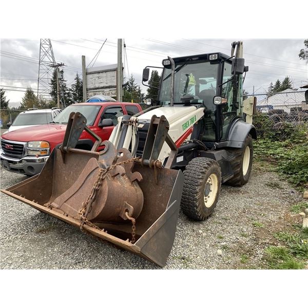 0I -- 2006 TAREX 760B, WHITE, 3480 HOURS KMS, DIESEL.
