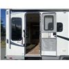 Image 19 : 0J -- 2012 CREEKSIDE 26RLS 29FT TRAVEL TRAILER