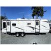 Image 3 : 0J -- 2012 CREEKSIDE 26RLS 29FT TRAVEL TRAILER