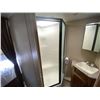 Image 43 : 0J -- 2012 CREEKSIDE 26RLS 29FT TRAVEL TRAILER