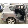 Image 40 : A12V -- 2005 MAZDA 3, GREY, 288787 KMS