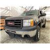 Image 2 : B6D -- 2010 GMC SIERRA 1500, GREY, 154589 KMS