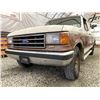 Image 2 : A2 -- 1989 FORD F250, WHITE/BROWN, 168582 KMS, REAR WHEEL DRIVE