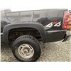 Image 25 : B6H -- 2004 CHEVROLET SILVERADO 2500 , BLACK, UNKNOWN KMS